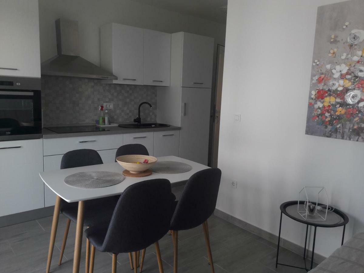 Apartment Tea 2 Primošten Exteriér fotografie